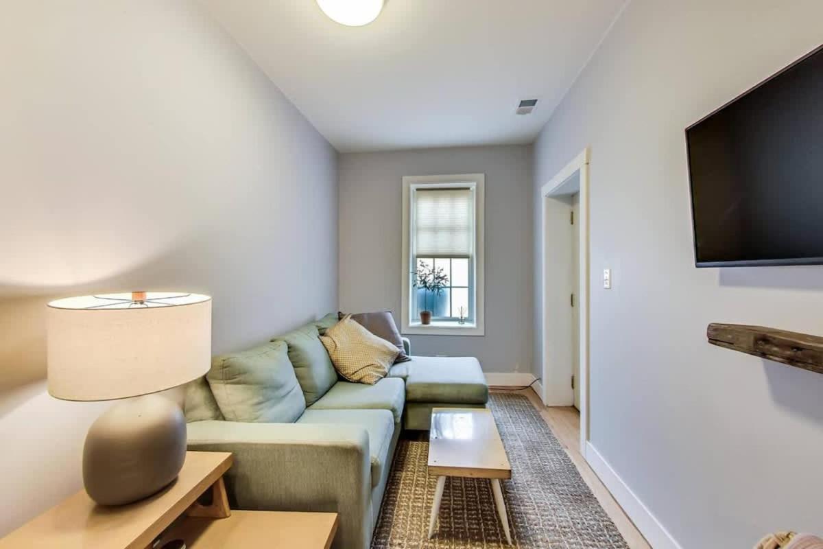 Modern 2Br With Patio & Cozy Space Chicago Exterior photo