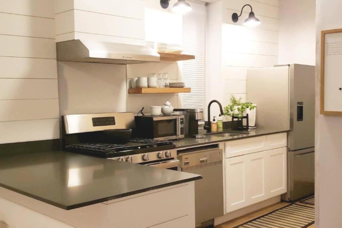 Modern 2Br With Patio & Cozy Space Chicago Exterior photo